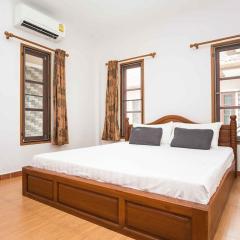 "Chiken house", 5 min to the beach