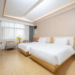 Zhengzhou Agricultural University, Henan Provincial Museum, Meilun Hotel