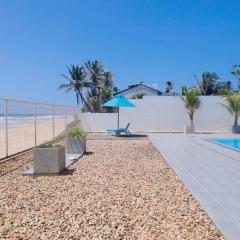 Villa in Hikkaduwa -3BR, Private Pool, Beach
