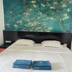 sunflower 一卧精品大床房