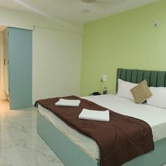 3 WONDERS Tarkarli Hotel and Restaurent