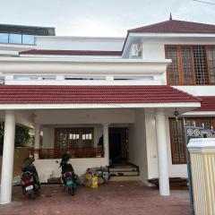 Texas 3 BHK villa for 13 pax near Airport