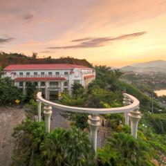 Sơn Nữ Emerald Hill Hotel