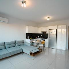 Cozy One bedroom Apartment near the Sea Sel 4-5