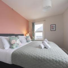 Central 5 Bedroom Home Close to Gloucester City