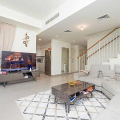 Luxury Maple 3 Villa in Dubai Hills with Private Garden