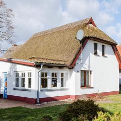 Haus unterm Reet rechts