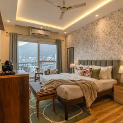 Perfectstayz Premium Pinaaki - Ganges View