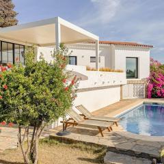 La Villa Pura Vida San Diego - Luxury Villa with Wonderful Sea View - Direct walking access to beach! 5 min from Sotogrande