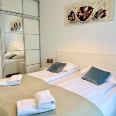 Al-dom Apartamenty Mariela-Kołobrzeg z garażem , 600 m do morza