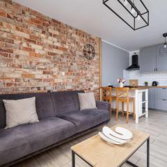 Modern 2-Bedroom Apartment with Remote Workspace in Katowice by Noclegi Renters
