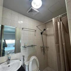 Staycation in Peppermint