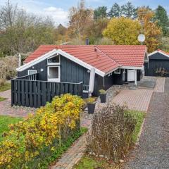 Holiday Home Gyda - 840m from the sea by Interhome