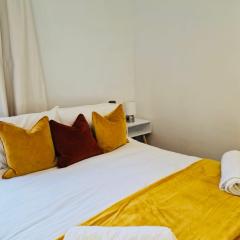 The Tewkesbury Modern Retreat Sleeps 5