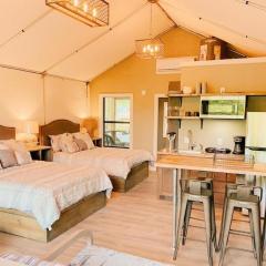 Creekside Safari Tent Chic: Experience Wild Comfort in Cibolo, Texas