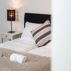 Modern Studio in the Heart of Linné, Walk to Haga