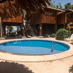 Samara Tree House Inn Unit 4