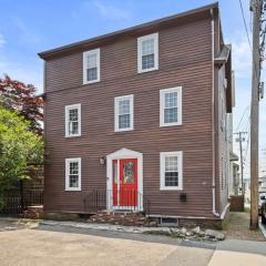 Magnolia Portside Whole 4BR Home on Thames St