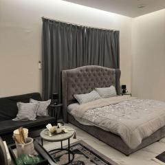 استوديو الخبر - العزيزية