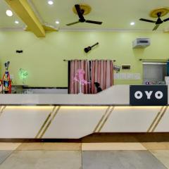 Hotel O AM2PM Restaurant Bar