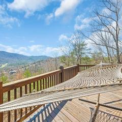 Coppertree Getaway - Mountain View Cabin in Blue Ridge GA