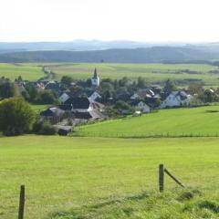 Ruhiges Ferienhaus In Lommersdorf Mit Garten