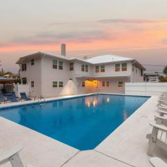 Beachside Villa Collection - 6 Bedroom