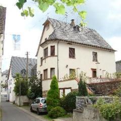 Ferienhaus Altes Winzerhaus In Mesenich