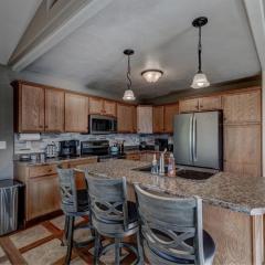 Spacious Family Home with 2 King Suites