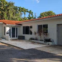 Coral Gables Vacation House with Pool