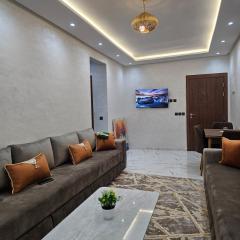 Central Bright Comfortable