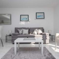 Four Bedroom Villa With Terrace and Swimming pool