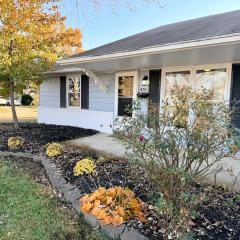 Ranch-3 Bedroom-Pet & Kid-Fenced -EV Charging-King Bed