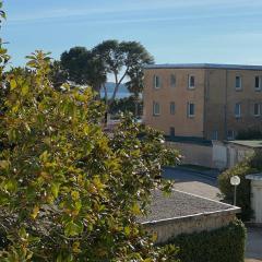 Appartement plage La Ciotat, parking, 2-4 pers - FR-1-770-62