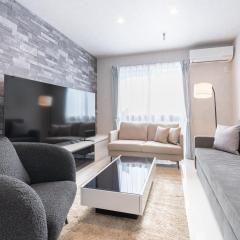 10 min walk Nagoya Sta 6 BR 18 ppl 2 free PK