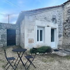 Charmant studio avec mezzanine - proche de Angoulême