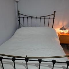 Stay Near Colchester twn centre3