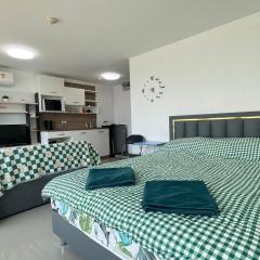 Bangsaray Beach Condo B414 บางเสร่ บีช