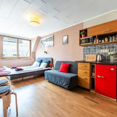 Central stylish apartment with shared rooftop terrace and jacuzzi MK2