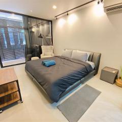 HOUSE BKK96 Old Town Oasis - Your Cozy & Local Eats