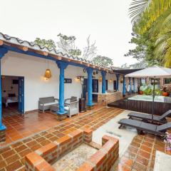 Sweet Helen Casa Santa