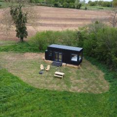 Parcel Tiny House Brosse 1, pleine nature proche de Sancerre