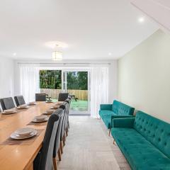 The Roost Group - 5 Bed House Hot Tub Near Beach