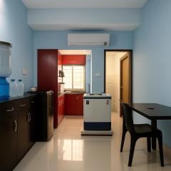 Fully furnished 2 BHK Flat