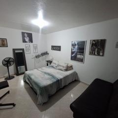 Apartaestudio en Medellín Barrio Buenos Aires