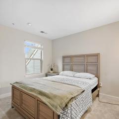 Private Room In A Modern Home