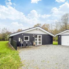 6 person holiday home in Oksbøl-By Traum