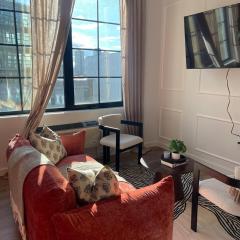 Lux Bronx Apt Rooftop, Pool, Gym, Cinema