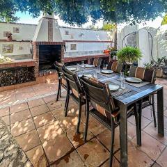 2 Bedroom Beautiful Home In Benalmadena