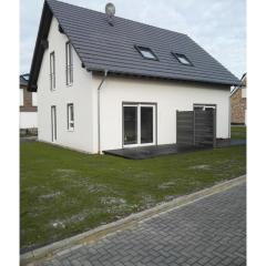 Moderne Ferienwohnung mit Sauna & Terrasse